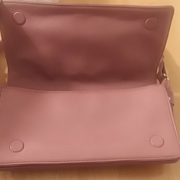 Cole Haan Mauve Small Leather Baguette Handbag with Silvertone Hardware - Picture 9 of 16